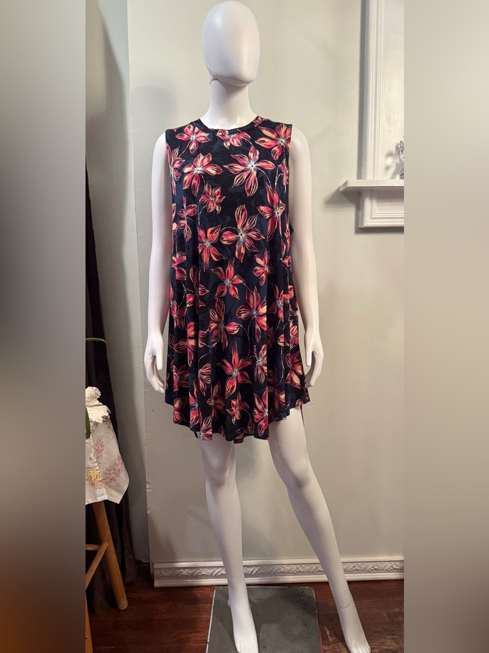Lane Bryant Black/Navy Tunic with Coral Pink Floral Print